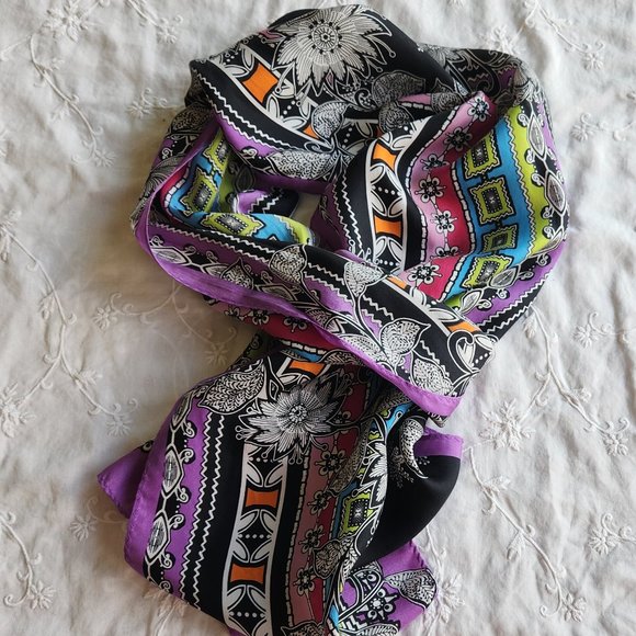 2/$20 SALE! Adrienne Landau scarf - Picture 6 of 6